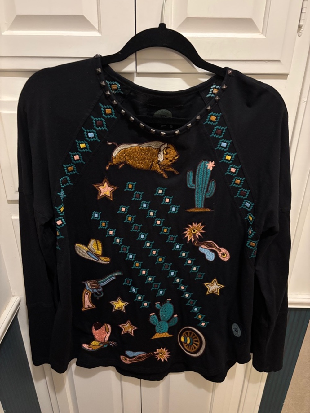 Double D Ranch “Down Tejas Way” Black Embroidered Desert Motif Long Sleeve Tee